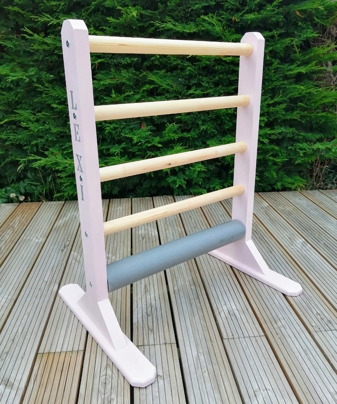 Stretch It Out - The Original Stretch Ladders